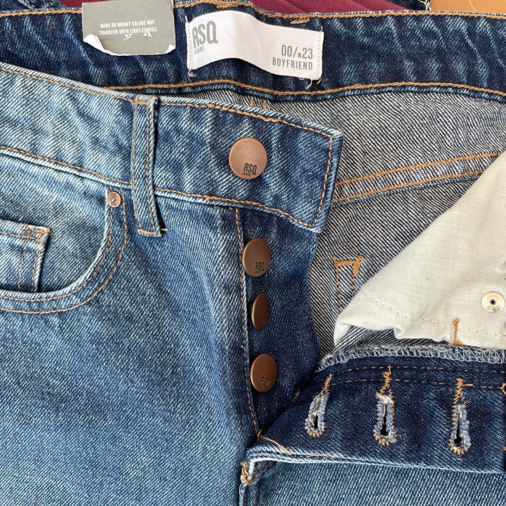 RSQ 00/23 boyfriend jeans - NWT